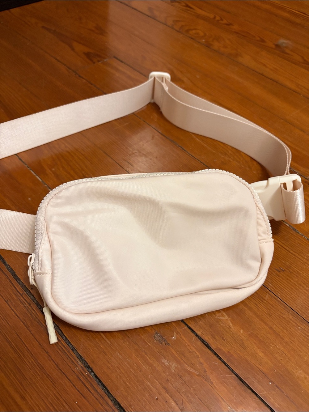 Cream Crossbody Belt Bag/Fanny